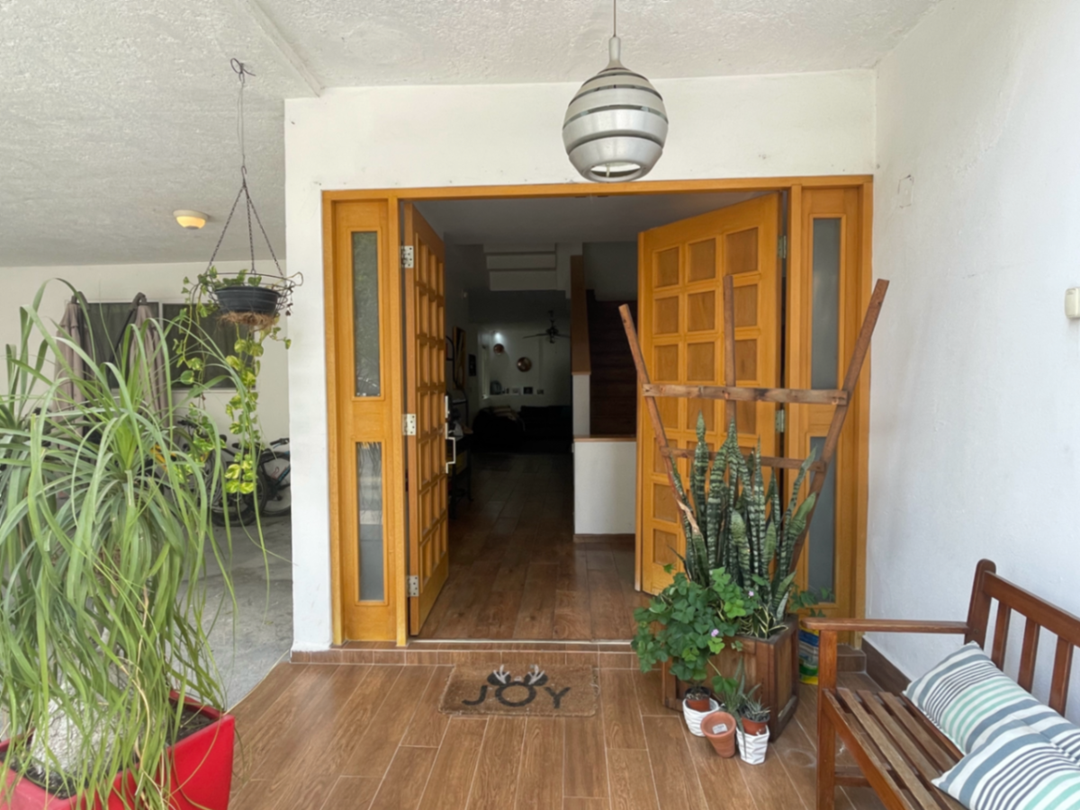 Casa en Venta en Privadas la Huasteca, Santa Catarina, Nuevo León