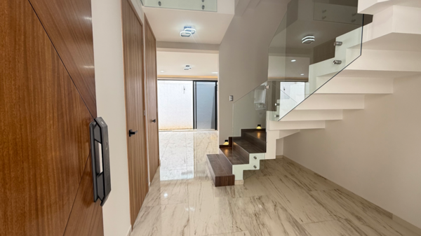 Casa en venta en Lomas de Angelópolis, Ocoyucan — foto 2 de 34