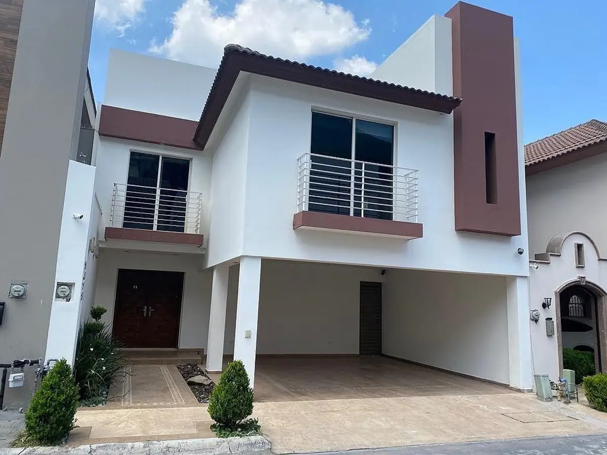 Casa en venta en Las Privanzas, San Pedro Garza García — foto 1 de 4