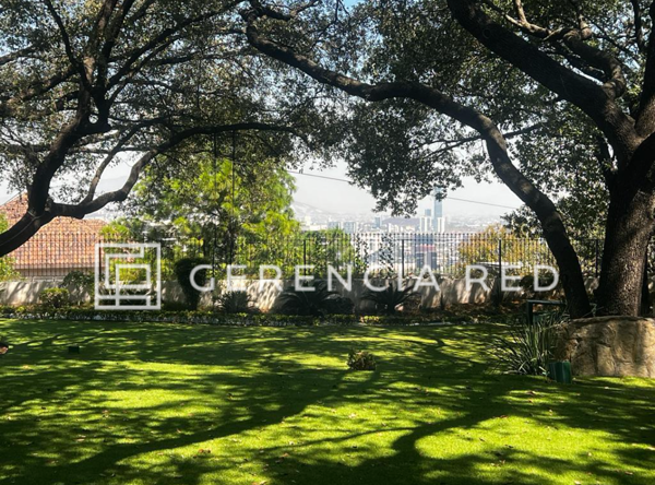 Casa en venta en Valle de San Ángel, San Pedro Garza García — foto 2 de 5