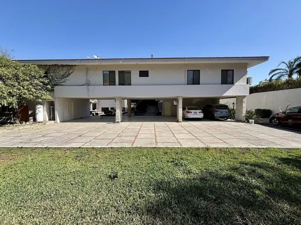 Terreno en venta en Del Valle, San Pedro Garza García — foto 3 de 3