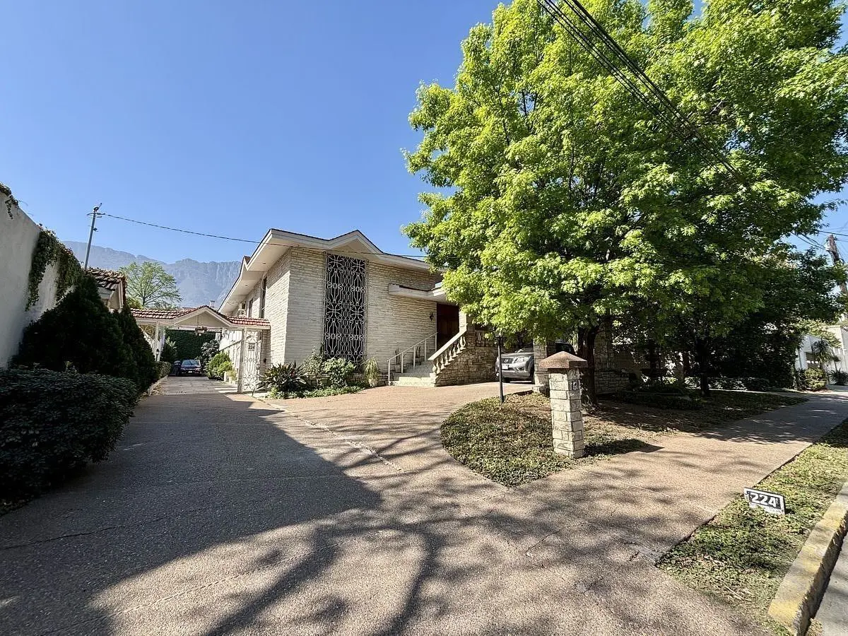 Terreno en venta en Del Valle, San Pedro Garza García — foto 1 de 3