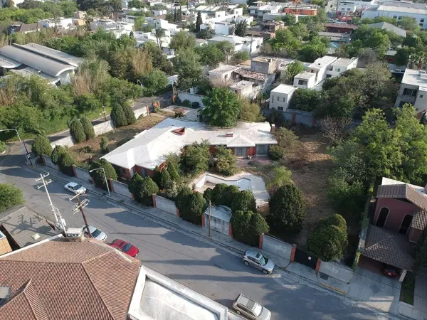 Casa en venta en Zona de Los Callejones, San Pedro Garza García — foto 2 de 3