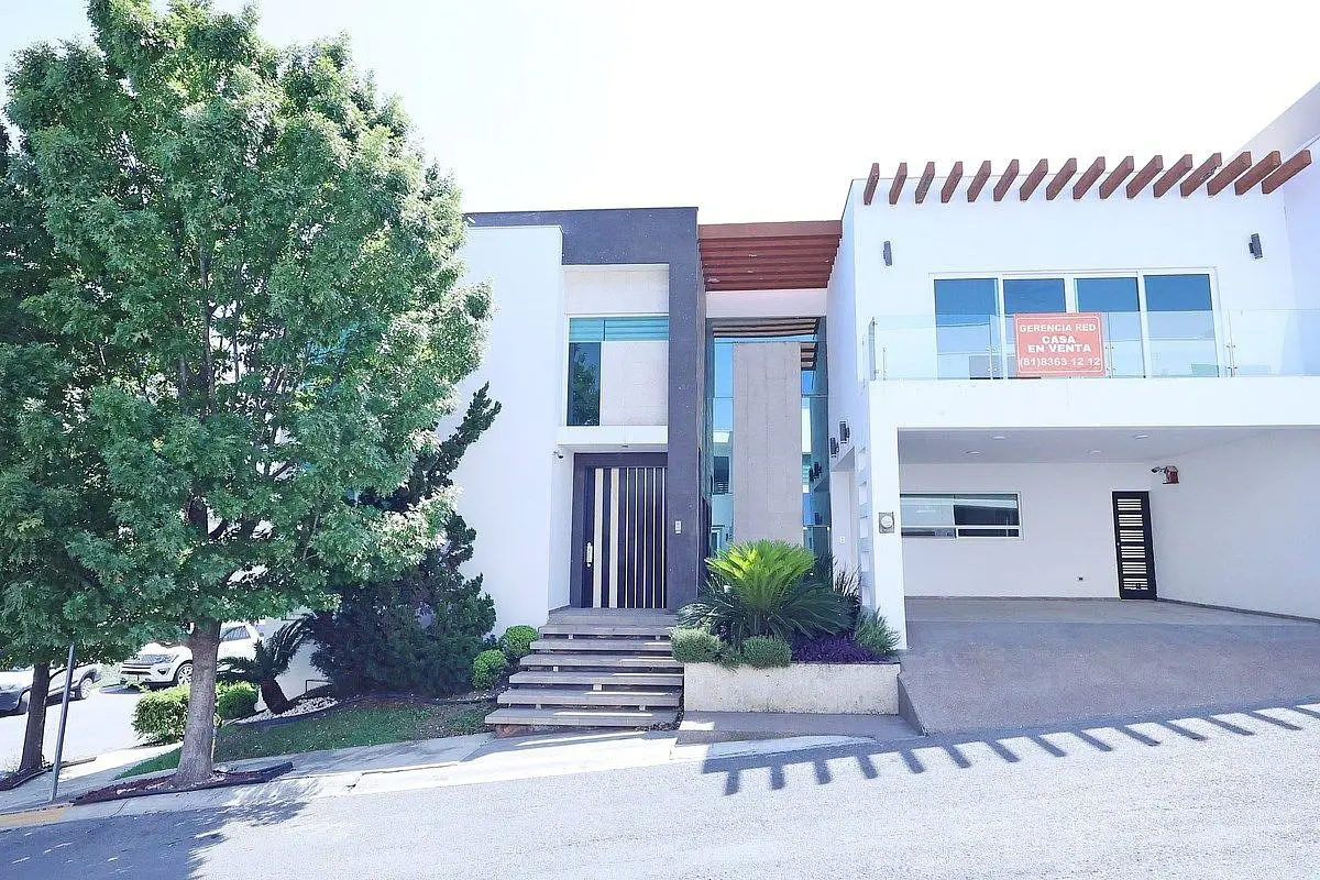Casa en venta en Carolco, Monterrey — foto 1 de 10