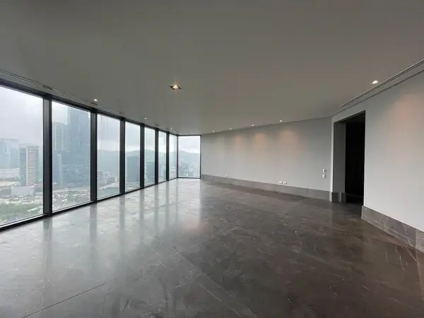 Departamento En Venta, Torre Dumont, Privanzas, San Pedro Garza García.