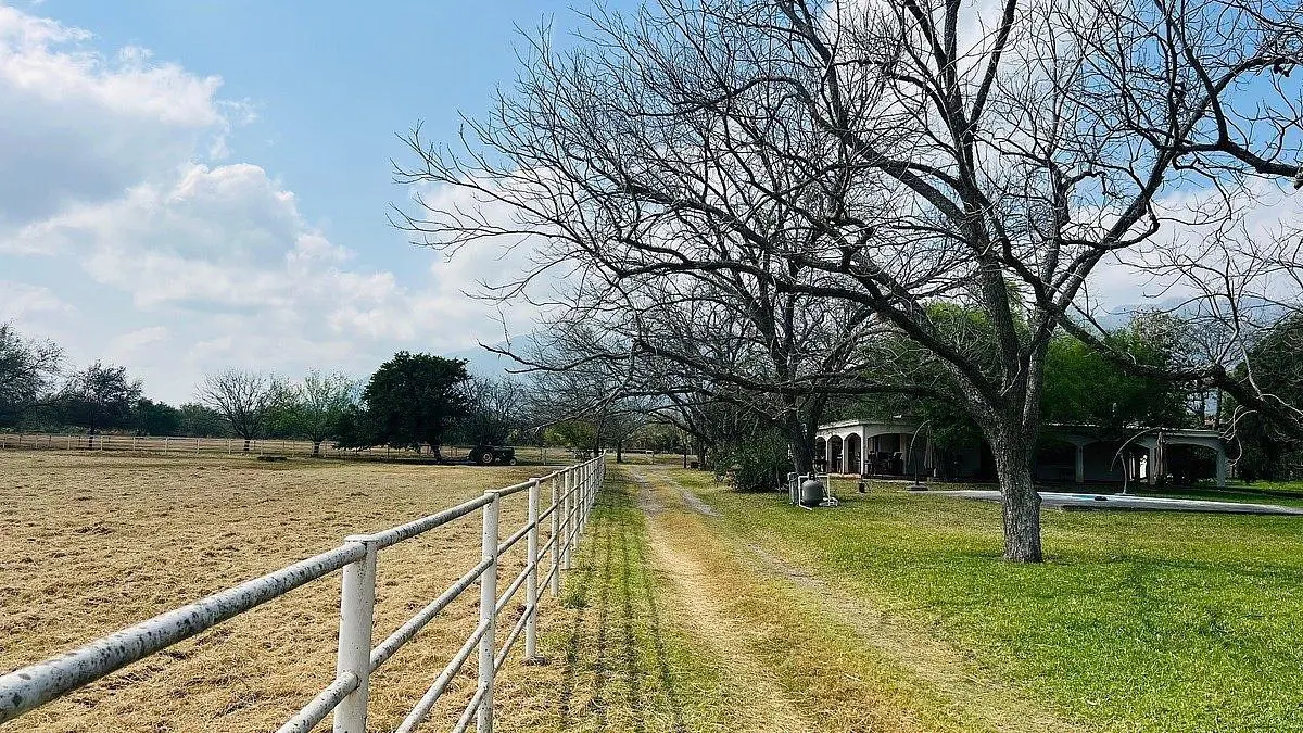 Finca-Rancho en venta en Ciudad Allende, Allende — foto 1 de 15