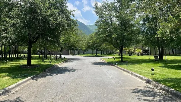 Quinta Residencial En Venta, Los Cristales, Carretera Nacional, Nuevo León