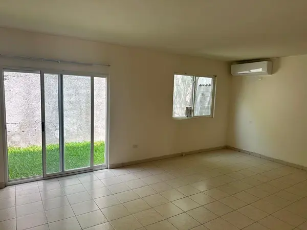 Casa en renta en Vista a la Sierra, Santa Catarina — foto 3 de 4