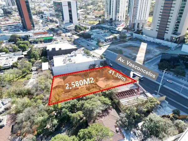 Terreno en renta en Santa Engracia, San Pedro Garza García — foto 2 de 4