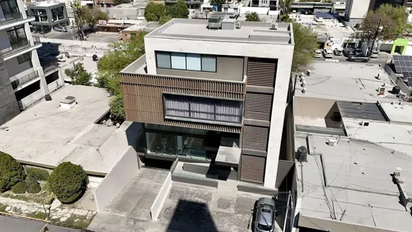 Edificio Comercial En Renta, Del Valle, San Pedro Garza García, Nuevo León