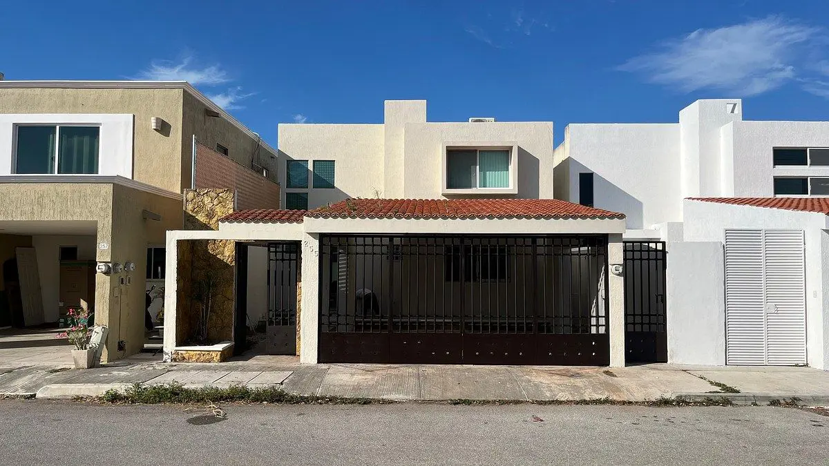 Casa en renta en Altabrisa, Mérida — foto 1 de 18