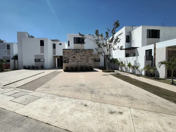 Casa en renta amueblada y equipada, Conkal