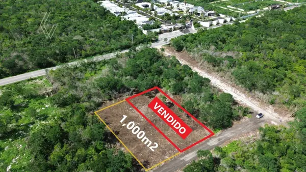 Terreno de 1,000m2 en Zona Residencial de Komchen