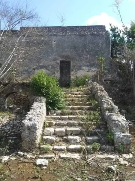 Terreno de 17 has con casco de Hacienda
