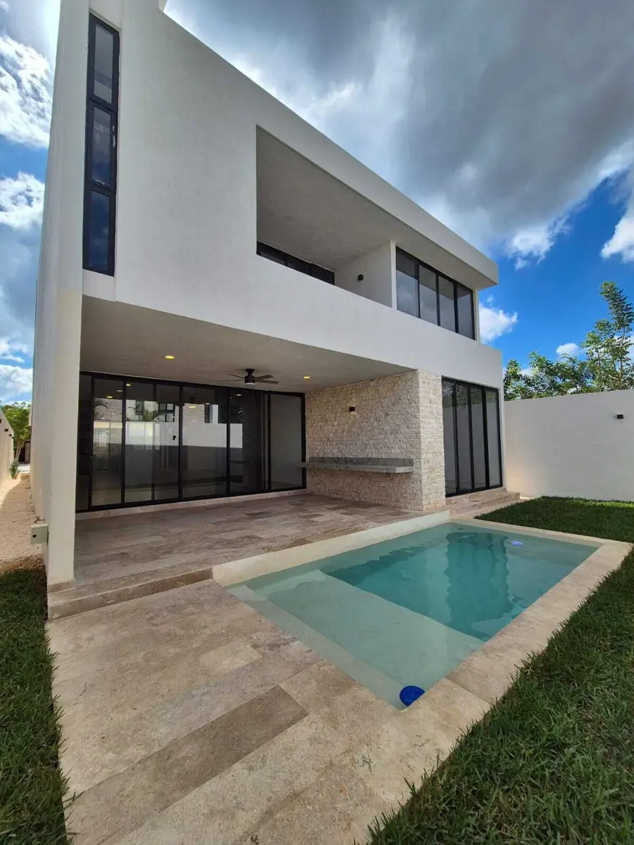 Casa en venta en Komchen, Mérida — foto 1 de 38