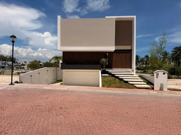 Casa en venta en Zona Hotelera, Benito Juárez — foto 2 de 28
