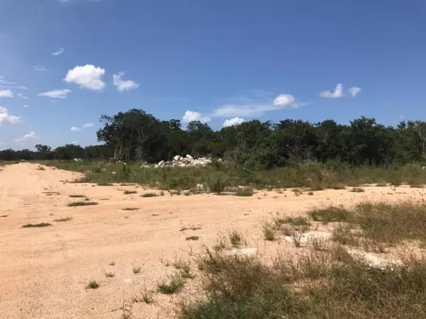 Terreno en venta en Komchen de 2 Hectáreas.