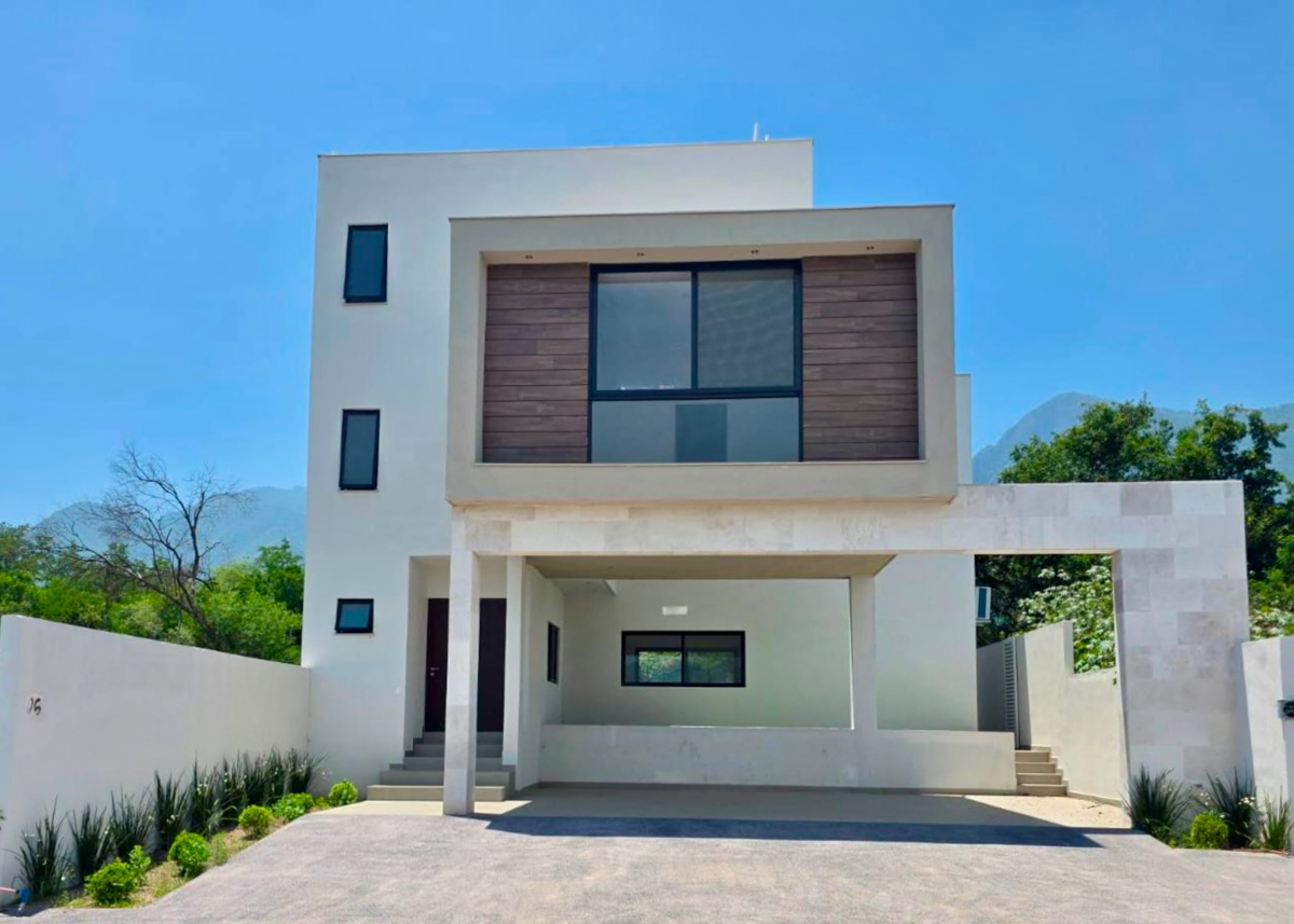 Casa en venta en Manantial del Vergel, Santiago — foto 1 de 25