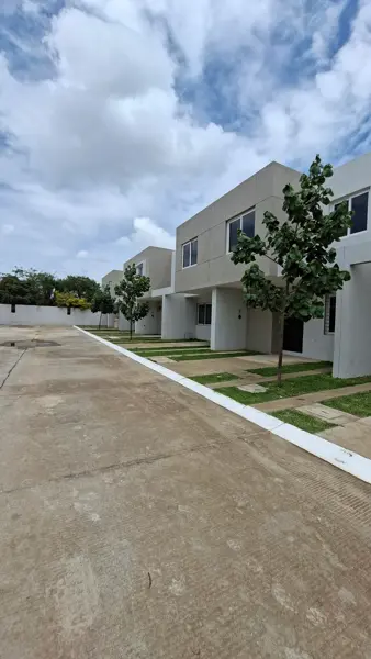 CASA NUEVA EN ZAPOPAN CERCA DE AVIACION CON RECAMARA EN PLANTA BAJA