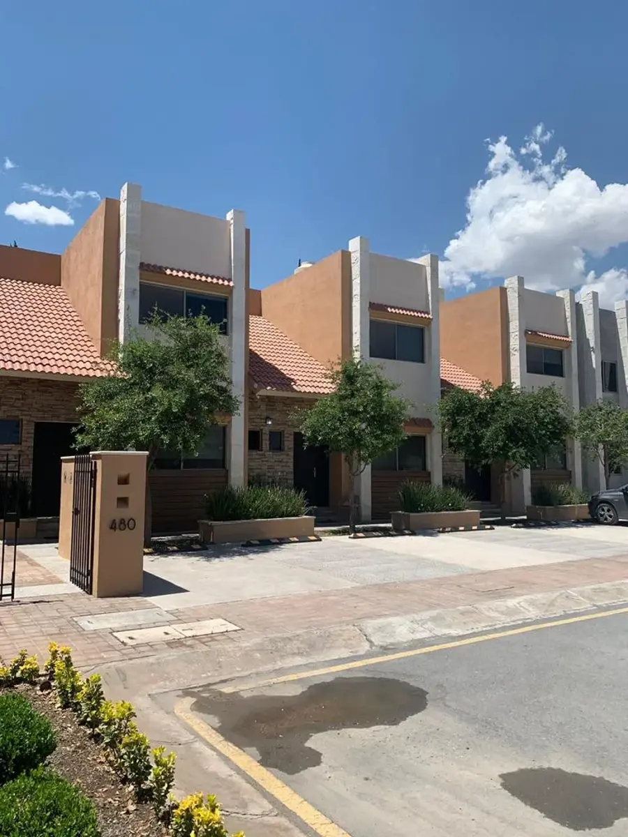 Departamento en renta en Villas de Sayavedra, Saltillo — foto 1 de 19