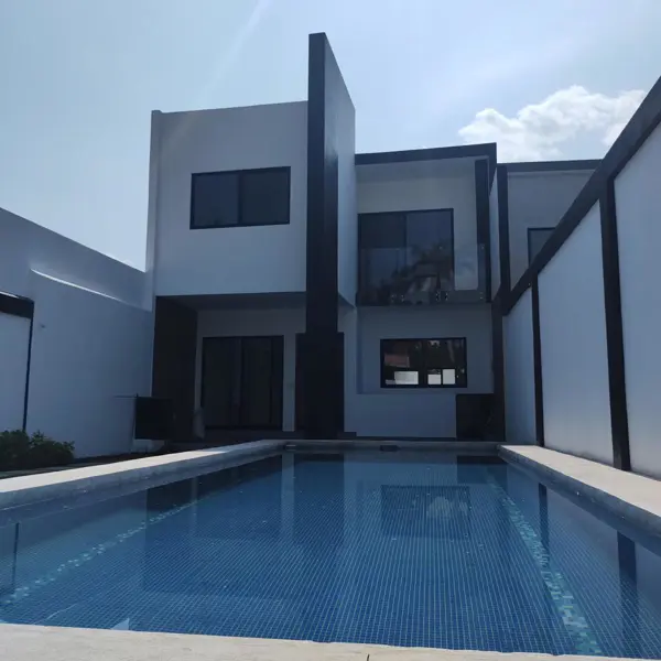 Casa en venta en Fraccionamiento Brisas, Temixco — foto 3 de 39