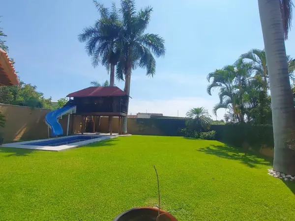 Casa en venta en Fraccionamiento Burgos Bugambilias, Temixco — foto 2 de 30