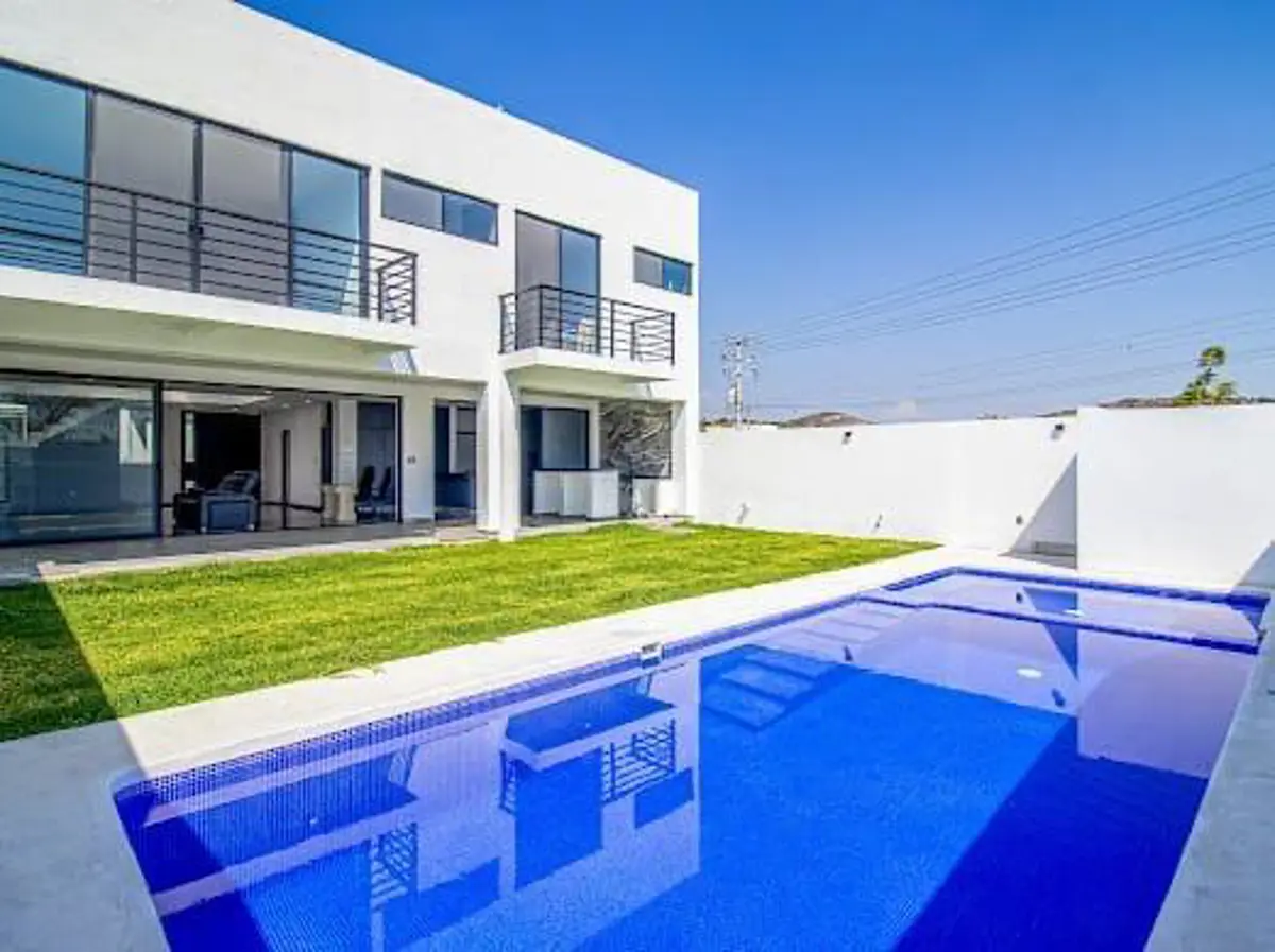 Casa en venta en Fraccionamiento Burgos Bugambilias, Temixco — foto 1 de 31