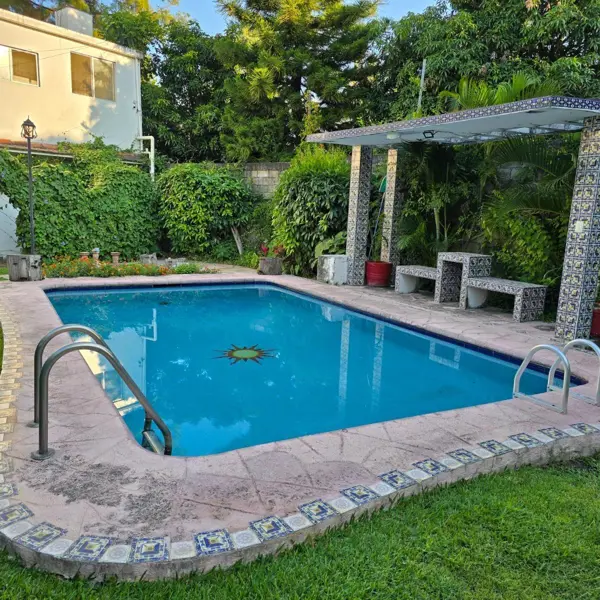 Casa en venta en Fraccionamiento Lomas de Cuernavaca, Temixco — foto 3 de 40