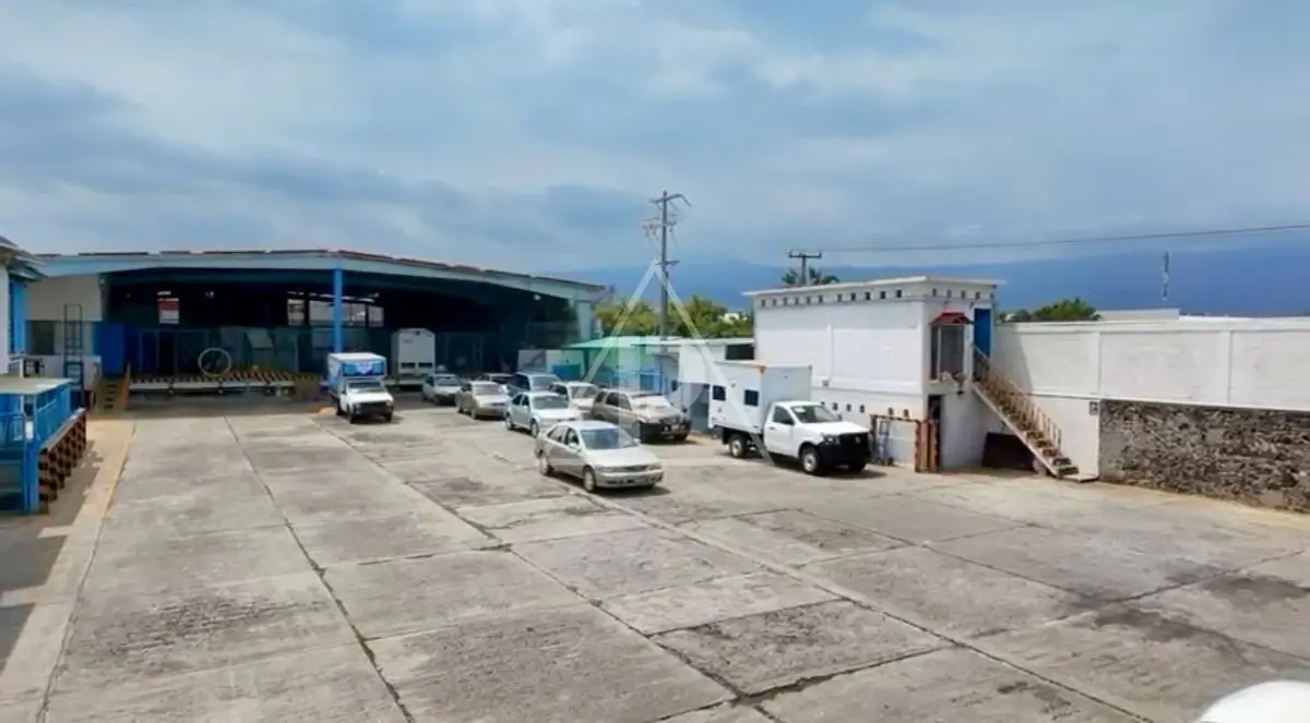 Bodega en renta en Centro Jiutepec, Jiutepec — foto 1 de 12