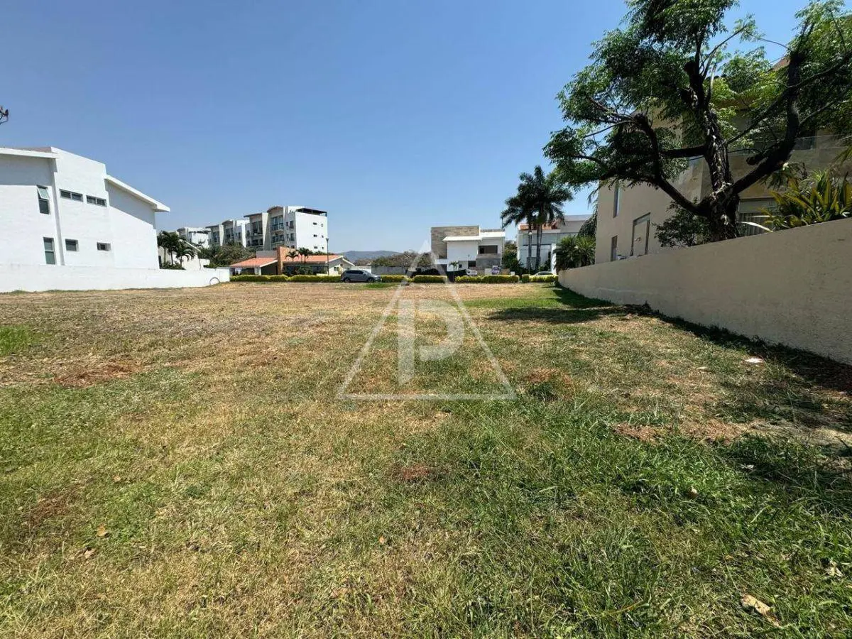 Terreno en venta en 4,800.000 Mxn Venta terreno Vista Al Campo de Golf, Emiliano Zapata — foto 1 de 19