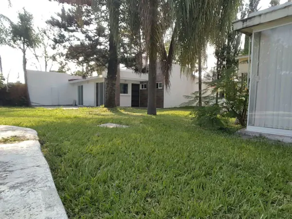 Casa en venta en Fraccionamiento Lomas de Cuernavaca, Temixco — foto 3 de 17