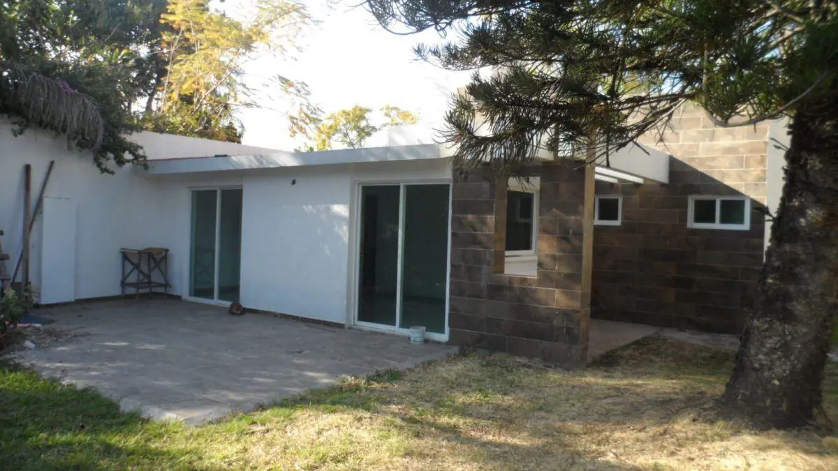 Casa en venta en Fraccionamiento Lomas de Cuernavaca, Temixco — foto 1 de 17
