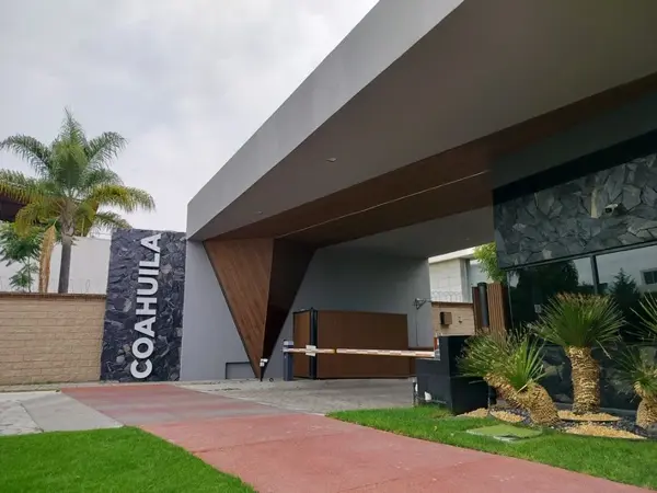 Residencia nueva en venta en parque Coahuila, Lomas de Angelópolis Cascata