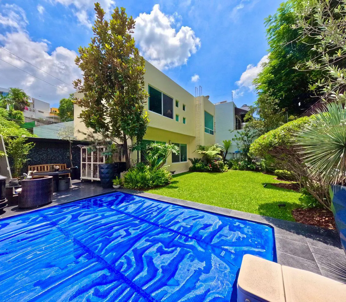 Casa en venta en Fraccionamiento Junto al Río, Temixco — foto 1 de 19