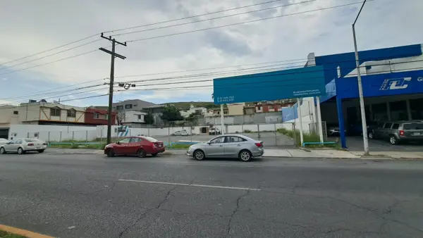 Local en renta en Colinas de San Jerónimo, Monterrey — foto 2 de 7