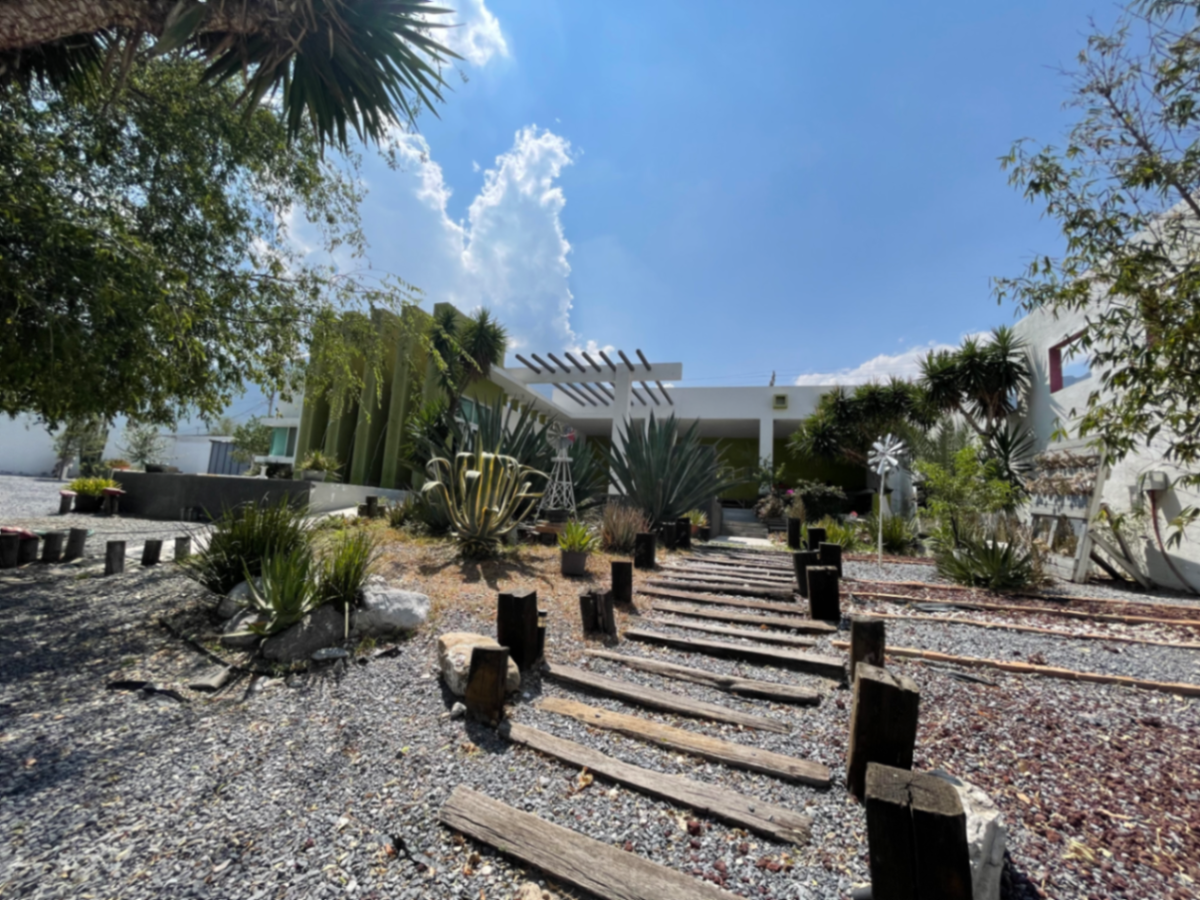 Finca-Rancho en venta en Rinconada, García — foto 1 de 12