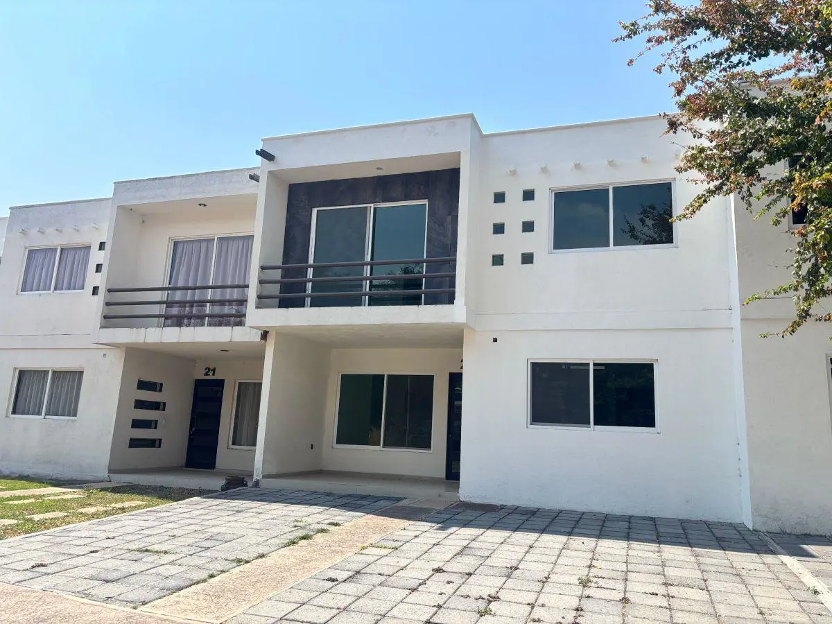 Casa en venta en Centro Jiutepec, Jiutepec — foto 1 de 33