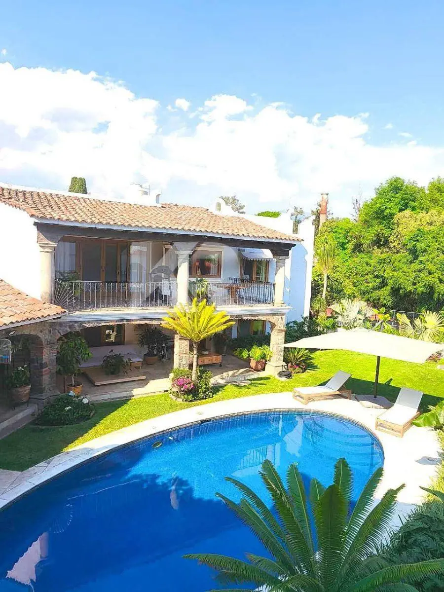 Casa en renta en Rancho Cortes, Cuernavaca — foto 1 de 49