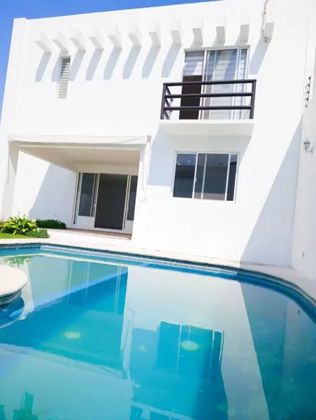Casa en venta en Fraccionamiento Burgos Bugambilias, Temixco — foto 2 de 14