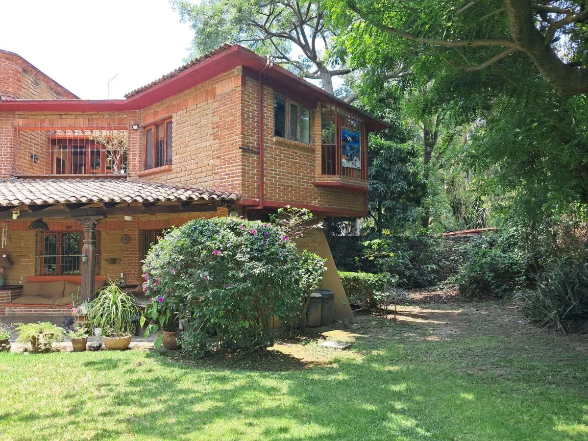 Casa en renta en Barrio Santo Domingo, Tepoztlán — foto 1 de 22