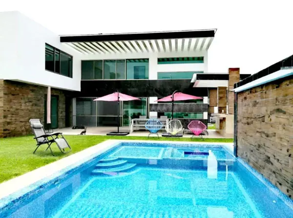 Casa en venta en Fraccionamiento Lomas de Cocoyoc, Atlatlahucan — foto 2 de 18