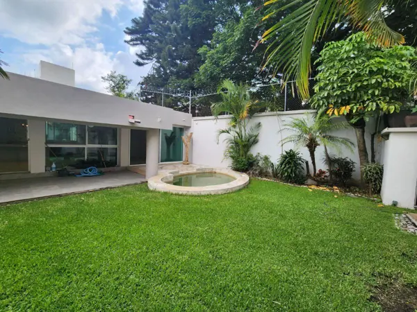 Casa en venta en Lomas de la Selva, Cuernavaca — foto 2 de 24