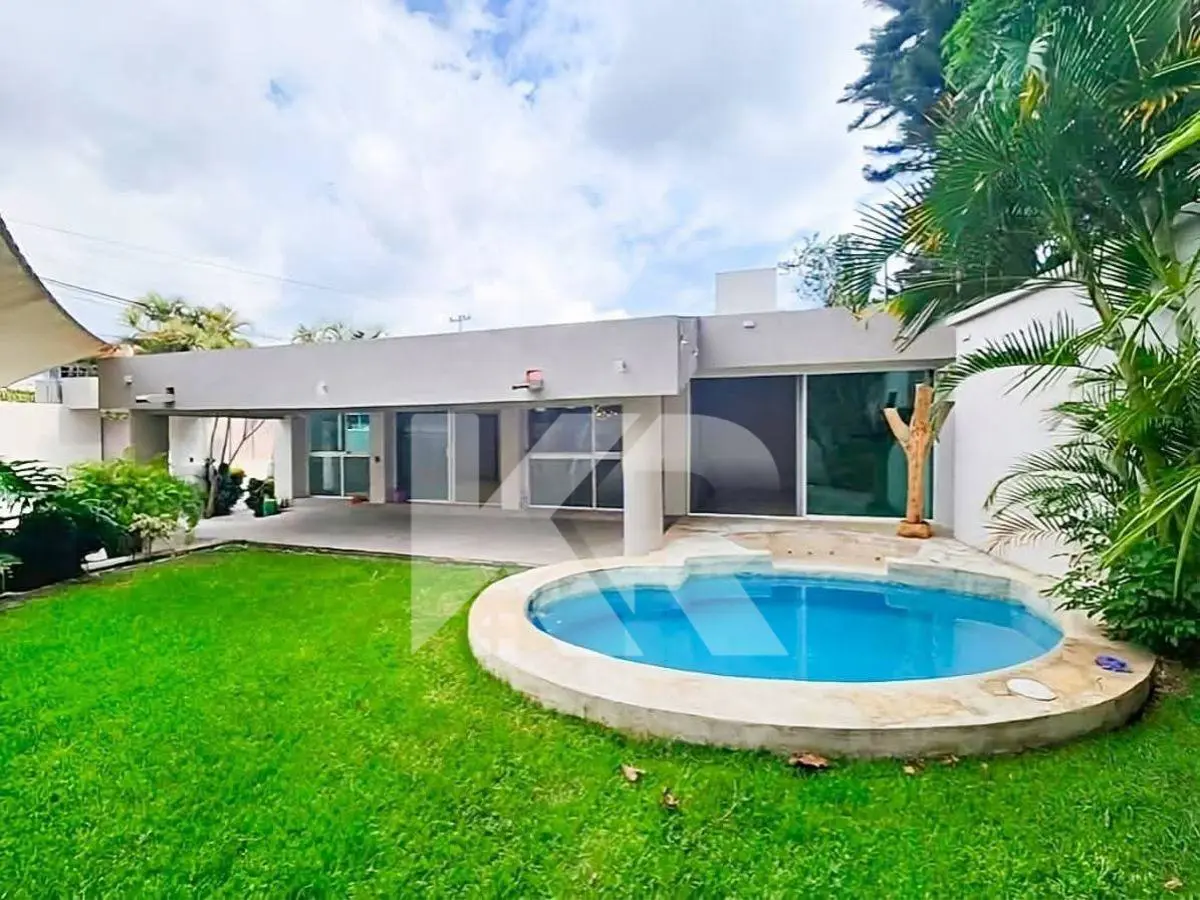 Casa en venta en San Cristobal, Cuernavaca — foto 1 de 32