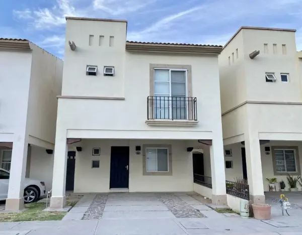 Casa en venta en Residencial Senderos, Torreón — foto 2 de 12
