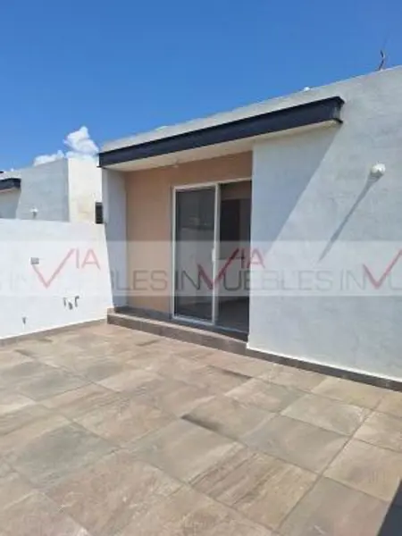 Casa en venta en Montenova, García — foto 3 de 33