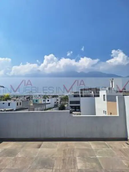 Casa en venta en Montenova, García — foto 2 de 33