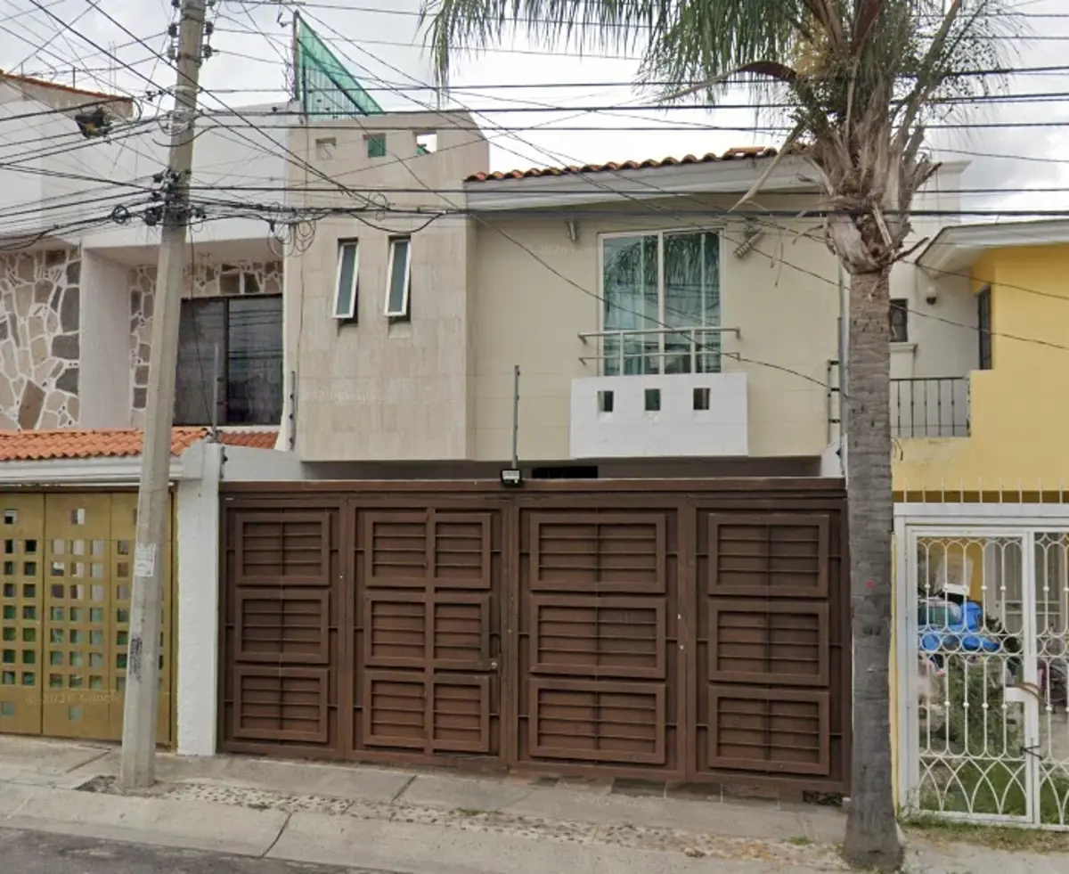 Casa en venta en Francisco Villa, Zapopan — foto 1 de 7