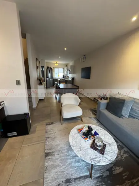 Casa en venta en Lazaro Garza Ayala, San Pedro Garza García — foto 2 de 14