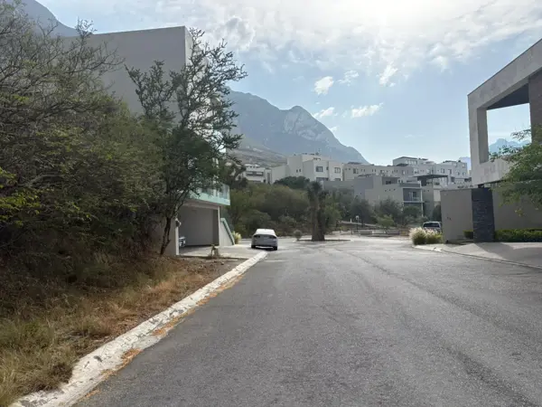 Terreno en venta en Valle Poniente Sector Olinca, Santa Catarina — foto 2 de 6