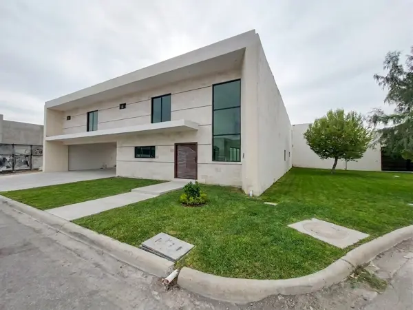 Casa en venta en Hacienda del Rosario, Torreón — foto 2 de 30